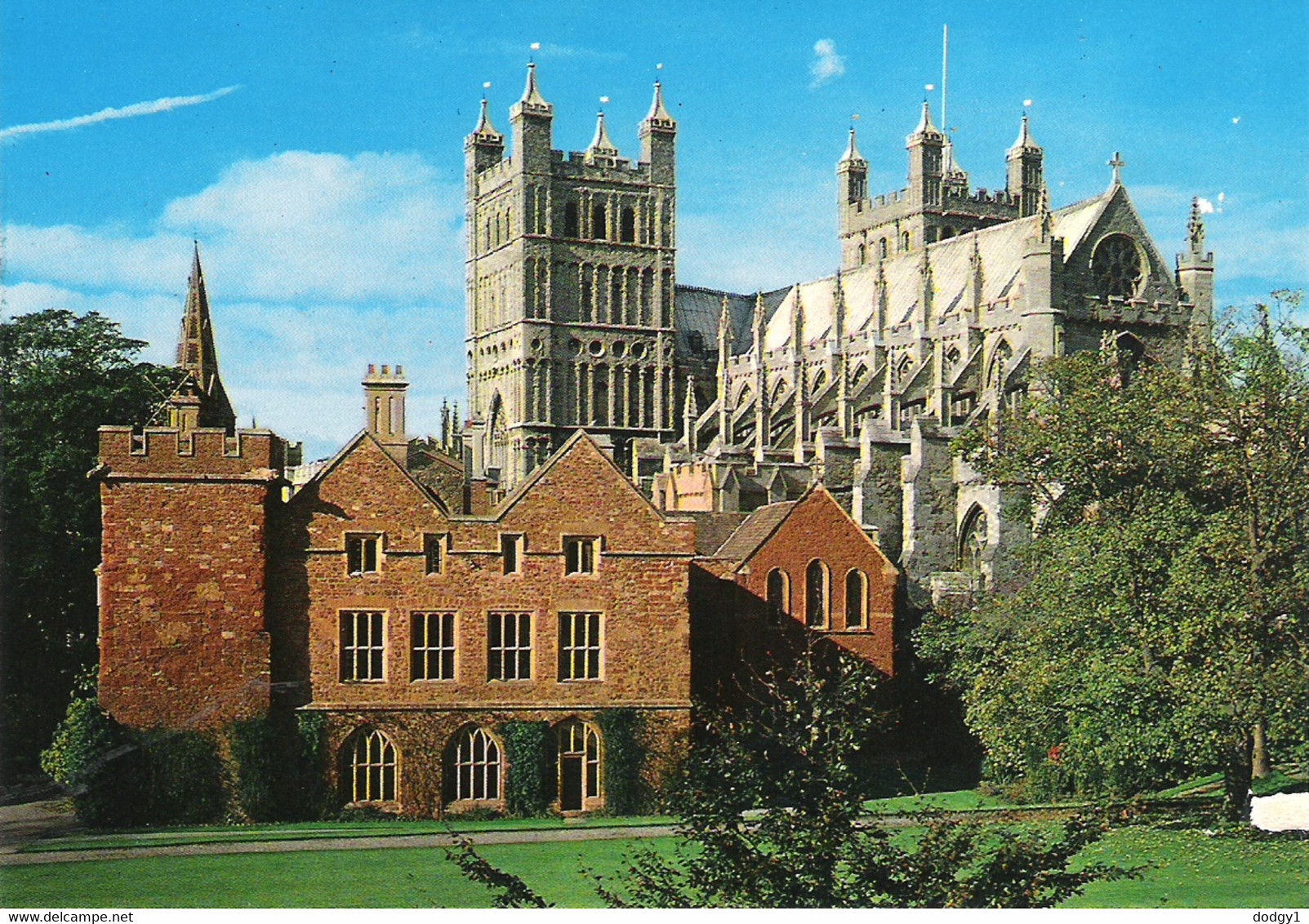 THE EAST END AND BISHOPS PALACE, EXETER CATHEDRAL, EXETER, DEVON, ENGLAND. UNUSED POSTCARD Nk6 - Exeter