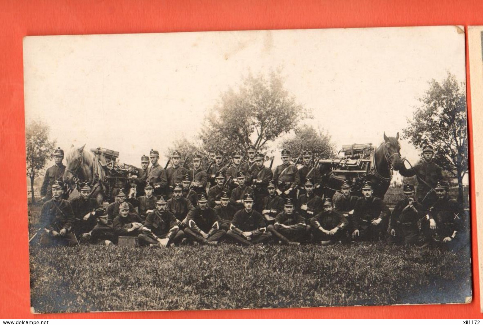 ZOL-18 Photo De Groupe De Militaires, Vraisemblablement à La Chaux-de-Fonds Ou Le Locle Selon Origine Du Lot Non Circulé - Le Locle