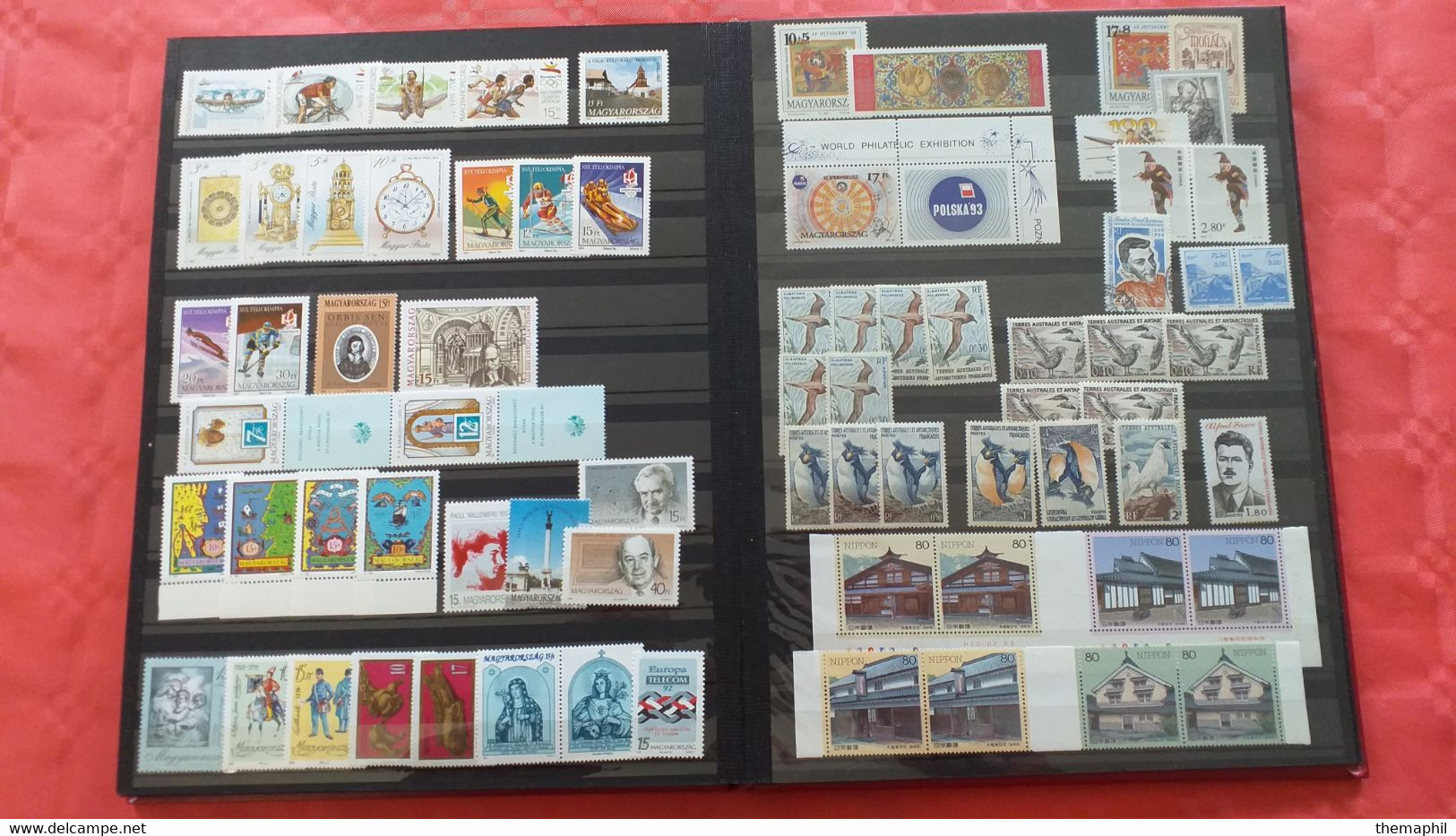 lot n° TH 491 EUROPE et divers pays timbres neufs xx un lot de 2 classeurs