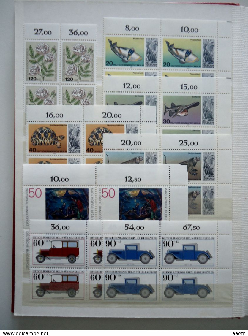 Monde : 180 Blocs Différents De 4 Timbres Dans Un Album -  MNH/MH/Oblitérés -  Tous Pays - Lots & Kiloware (mixtures) - Max. 999 Stamps