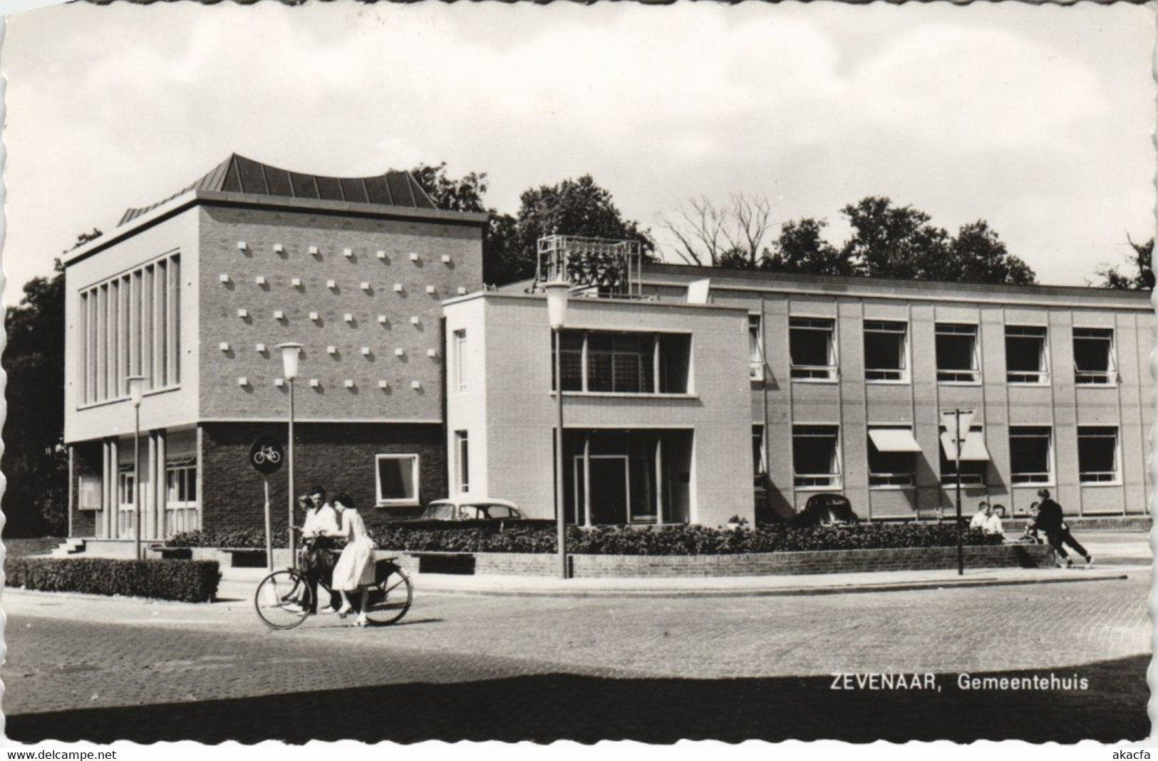 CPA AK ZEVENAAR Gemeentehuis NETHERLANDS (713456) - Zevenaar