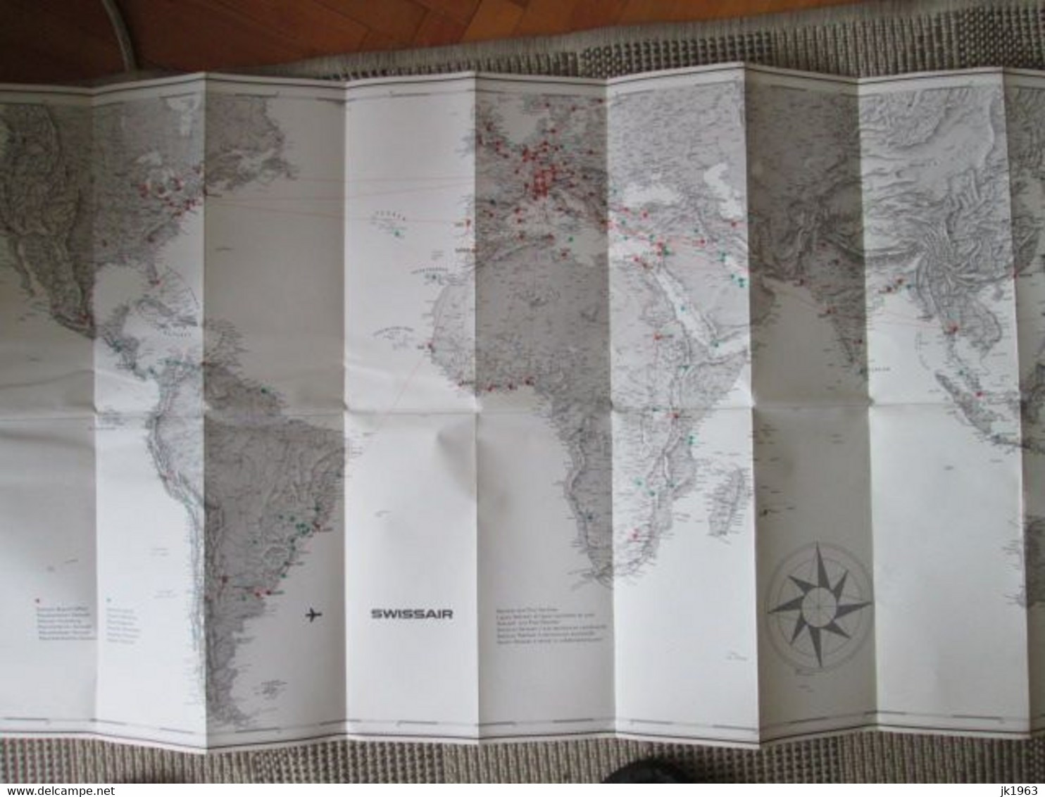 SWISSAIR, WORLD MAP WITH FLIGHT DESTINATIONS, 1966, AND MAP SWITZERLAND WITH PHOTOS, 109 X 48,5 Cm - Monde