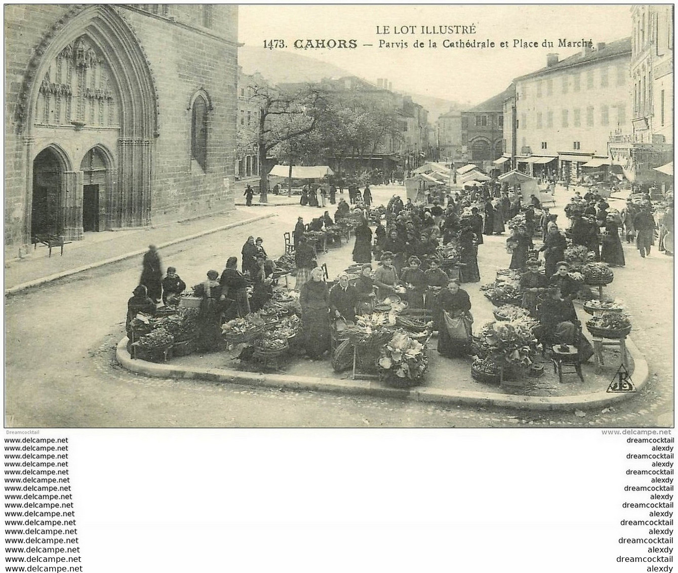 WW 46 CAHORS. Parvis De La Cathédrale Et Place Du Marché - Cahors