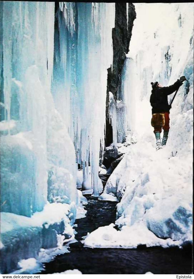 ► CPSM Escalade D'un Glacier - Arrampicata