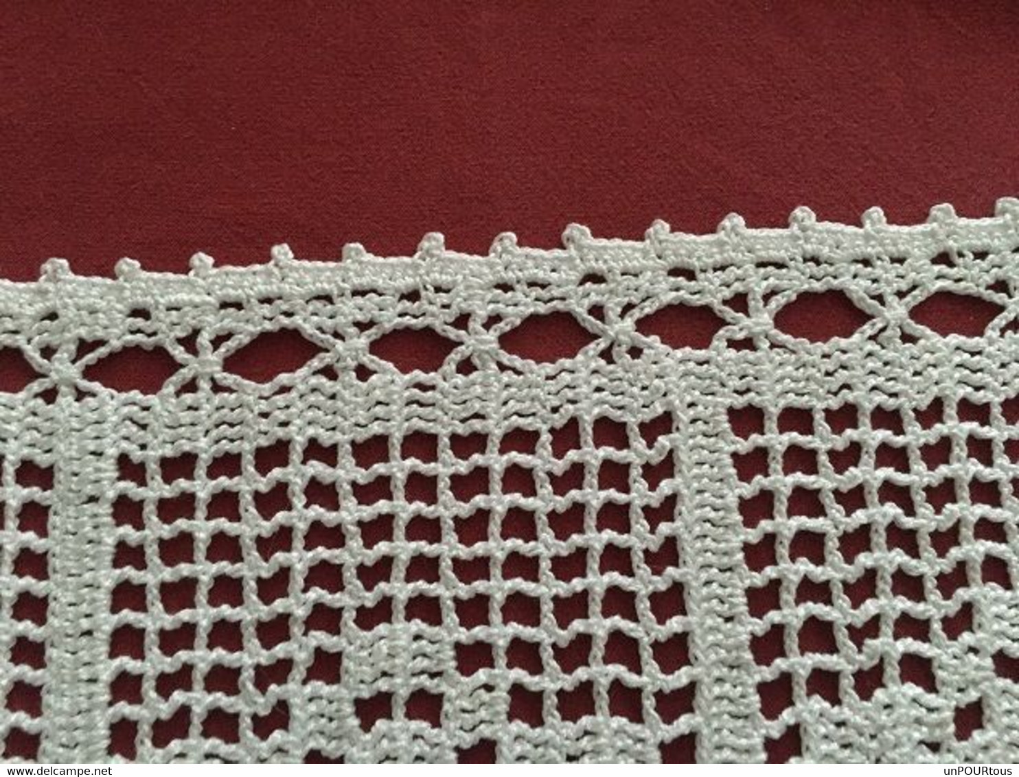 Rideaux Brise Bises Réalisés Au Crochet En Coton Blanc . - Rideaux