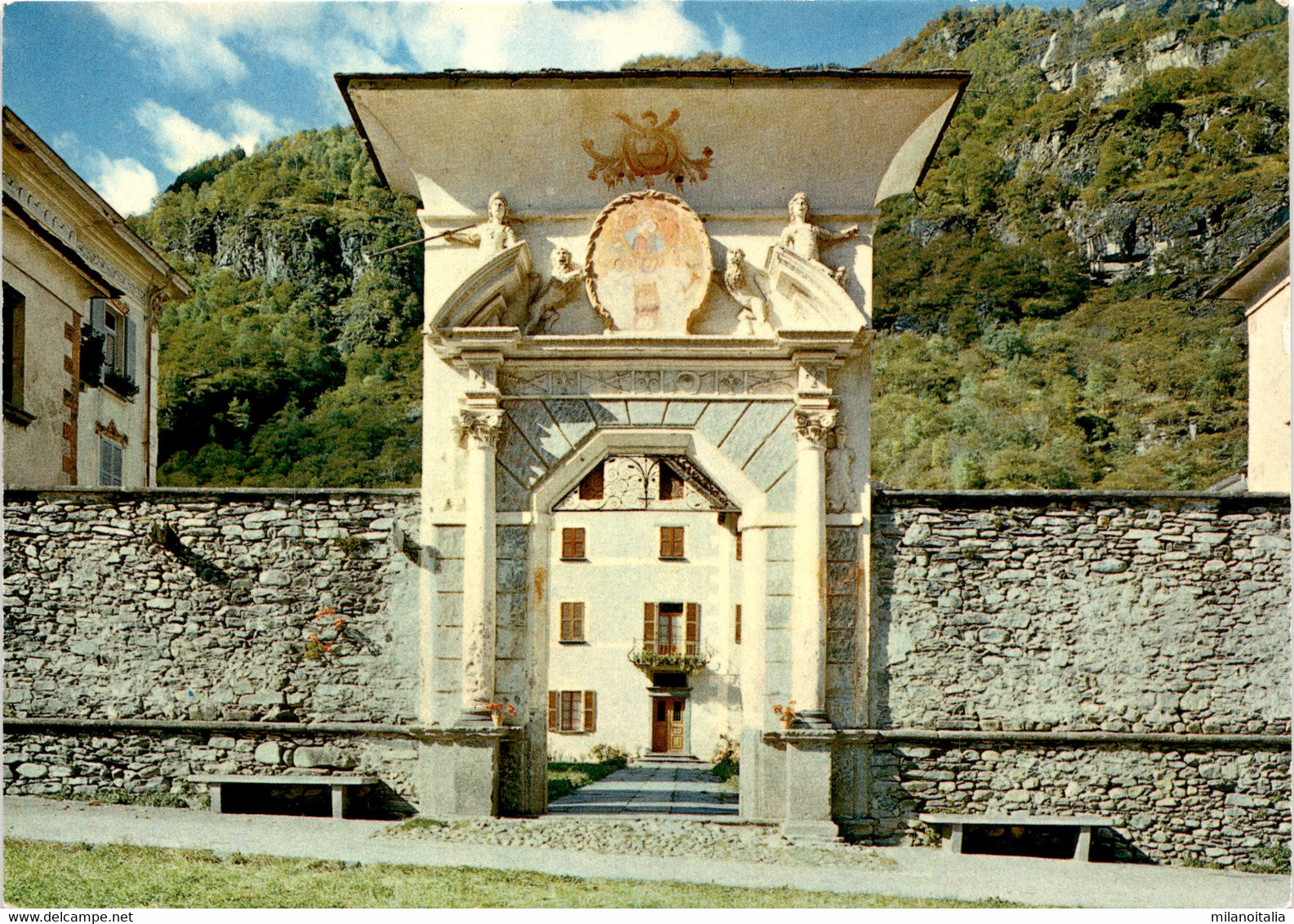 Cevio - Vallemaggia - Portale Vecchio Casa Patrizia (5303) * 6. 4. 1961 - Cevio