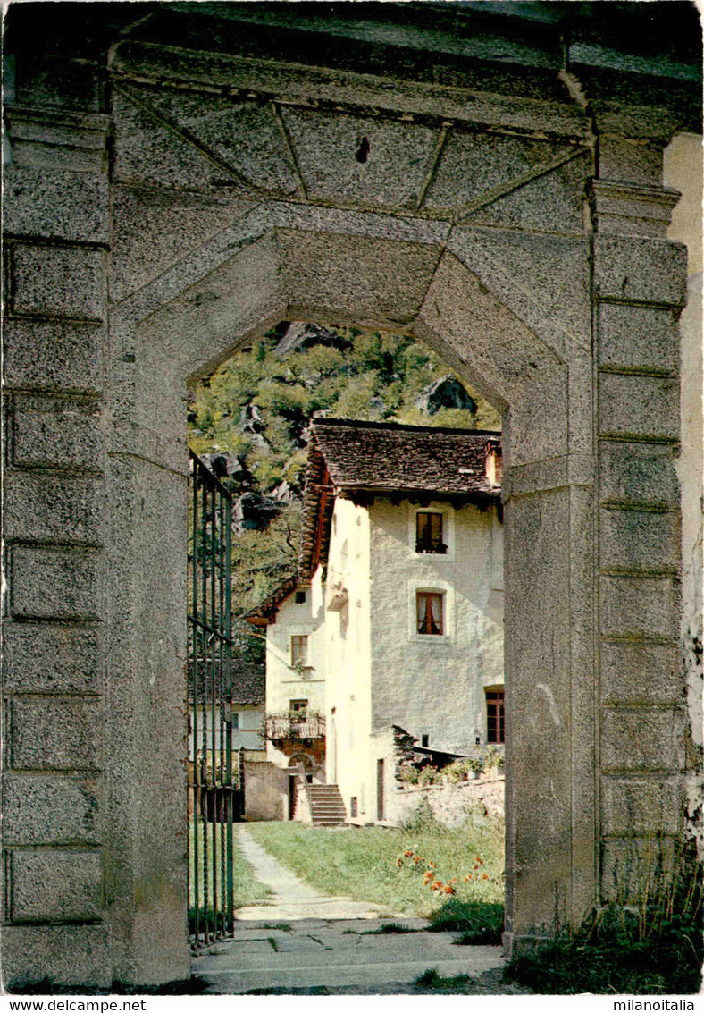 Cevio - Vallemaggia - Portale Vecchio Cevio (5301) - Cevio