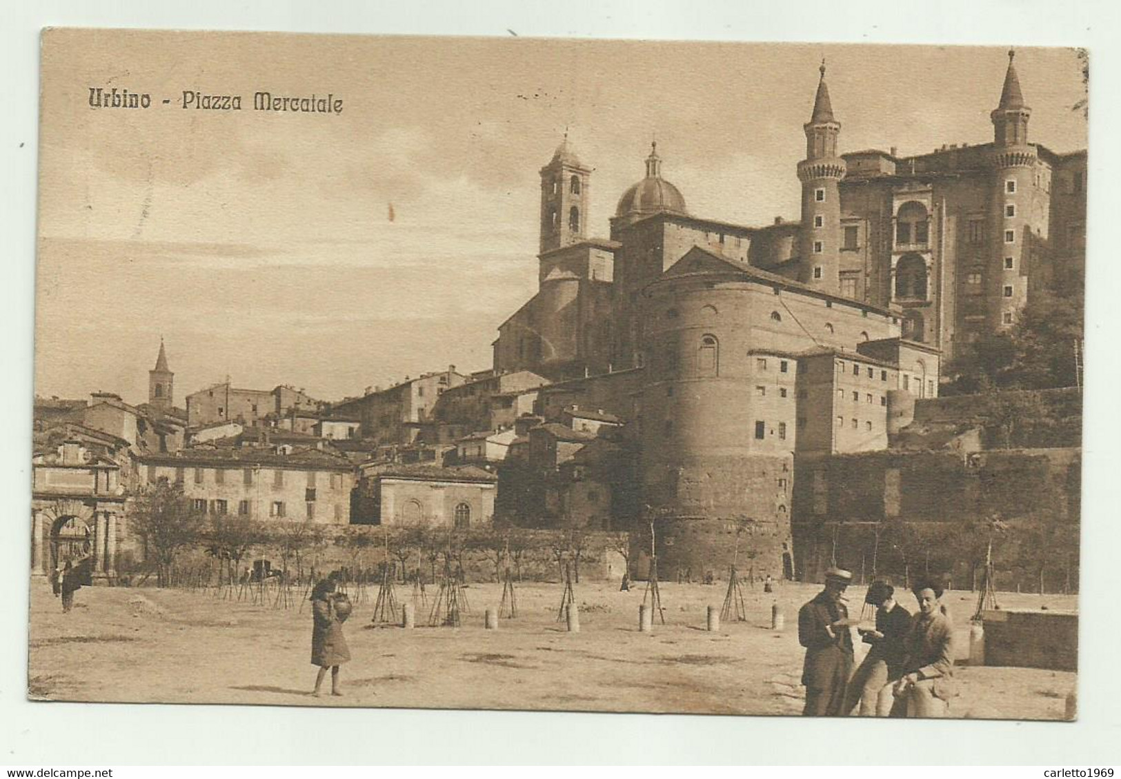 URBINO - PIAZZA MERCATALE - VIAGGIATA   FP - Urbino