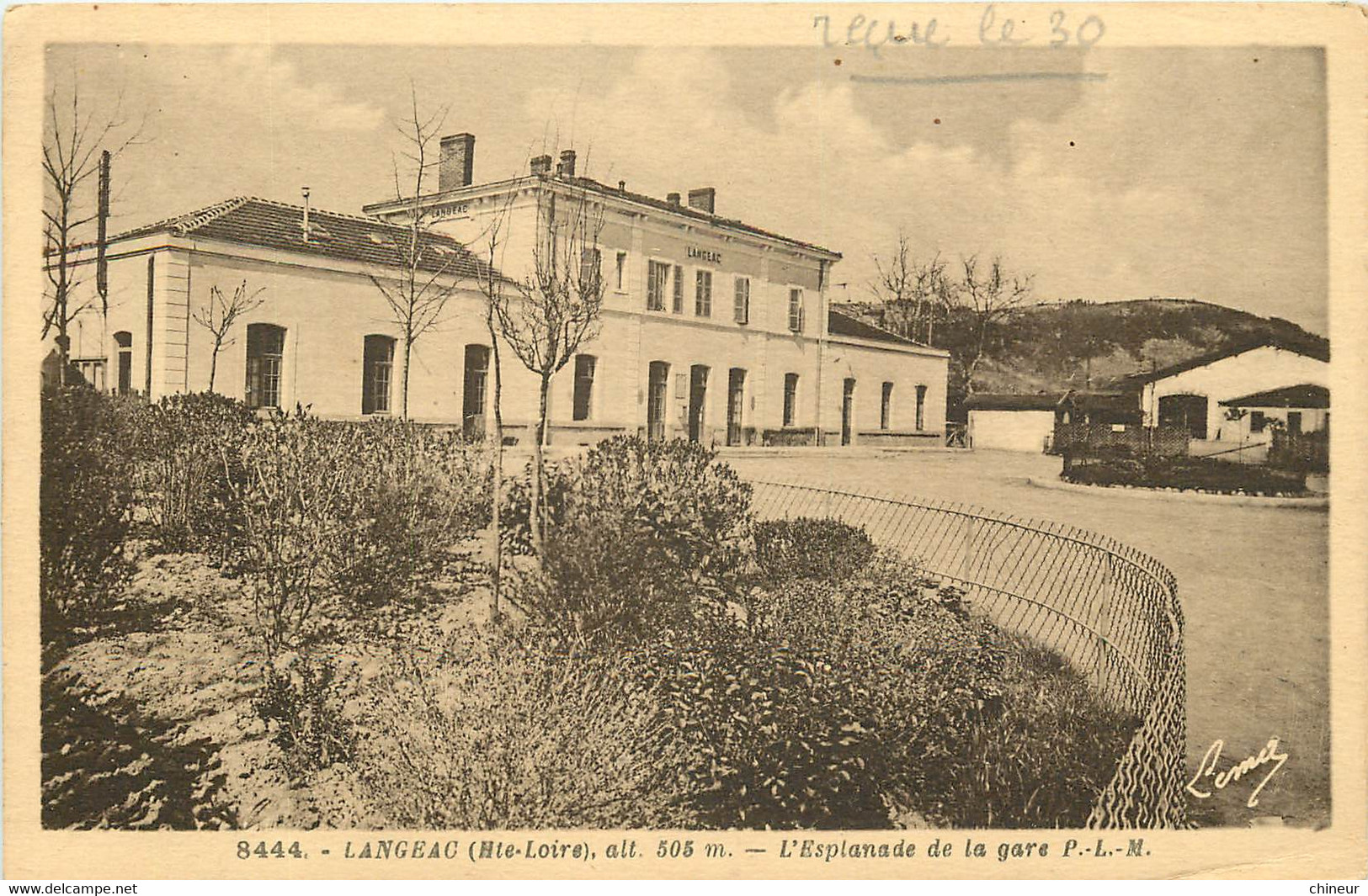 LANGEAC L'ESPLANADE DE LA GARE P.L.M - Langeac