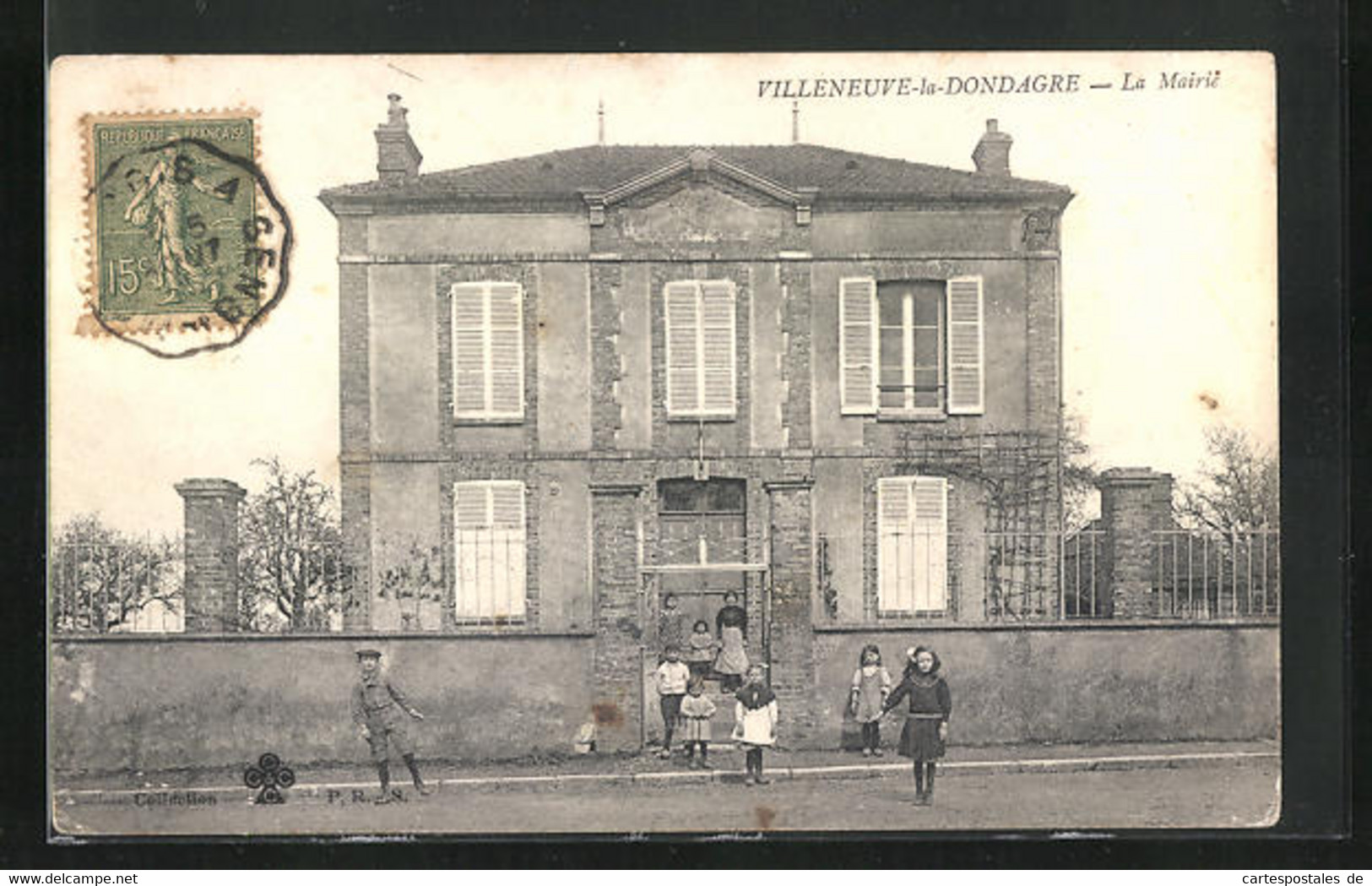 CPA Villeneuve-la-Dondagre, La Mairie, Facade - Villeneuve-la-Dondagre