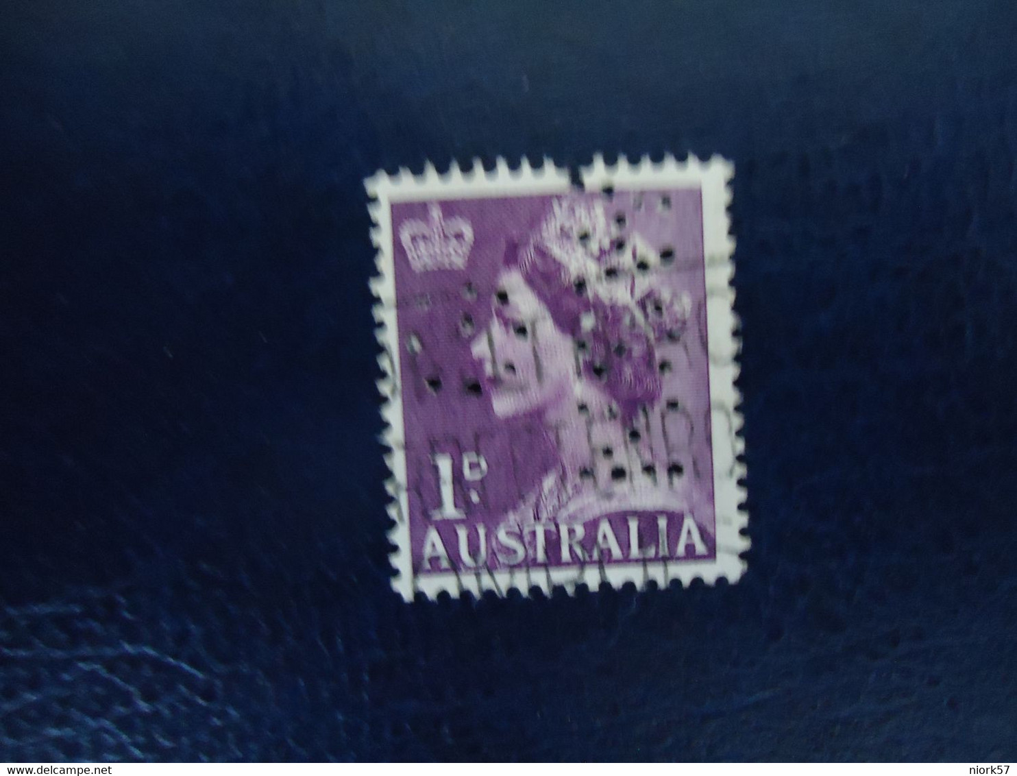 AUSTRALIA   USED  STAMPS WITH PERFINS  2 SCAN - Perfins