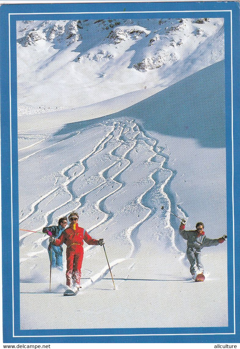 A6624- MOUNTAINS, SKI RESORT, SKI SLOPE, WINTER SPORT ACTIVITIES, SNOWBOARDS   POSTCARD - Sports D'hiver