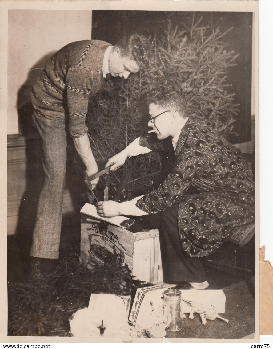 Photographie - Noël - Préparation Arbre De Noël - 1938 - Photographs