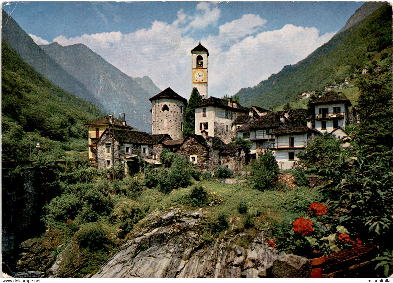Lavertezzo - Valle Verzasca (5619) * 27. 3. 1966 - Verzasca