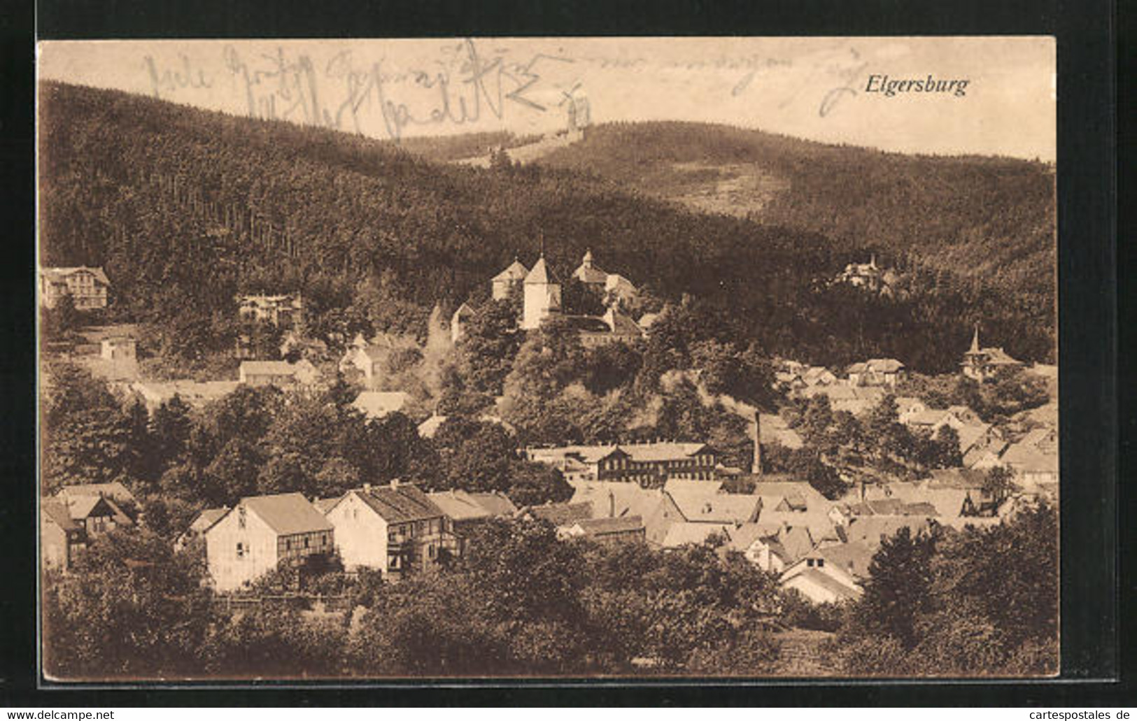 AK Elgersburg, Ortspanorama Mit Blick Auf Die Burg, Im Hintergrund Die Carl-Eduard-Warte Mit Hohewartskopf - Elgersburg