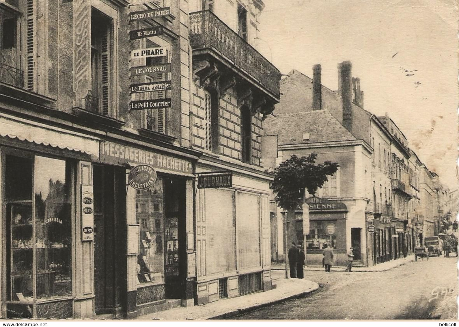 CHOLET - Rue Nationale  (Messageries HACHETTE - Epicerie LA PARISIENNE) - Cholet