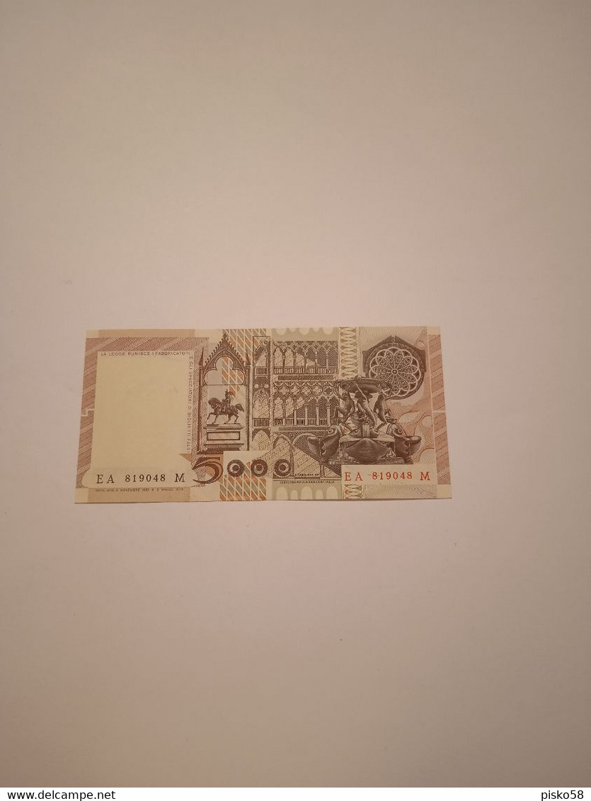 ITALIA-P105b 5000L 3/11/1982 UNC - 5.000 Lire