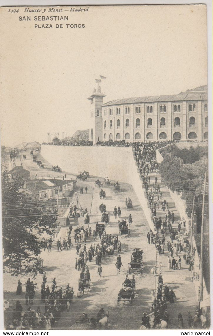 ESPAGNE - SAN SEBASTIAN - PLAZA DE TOROS - Nombreuses Personnes - Calèches - Gomera