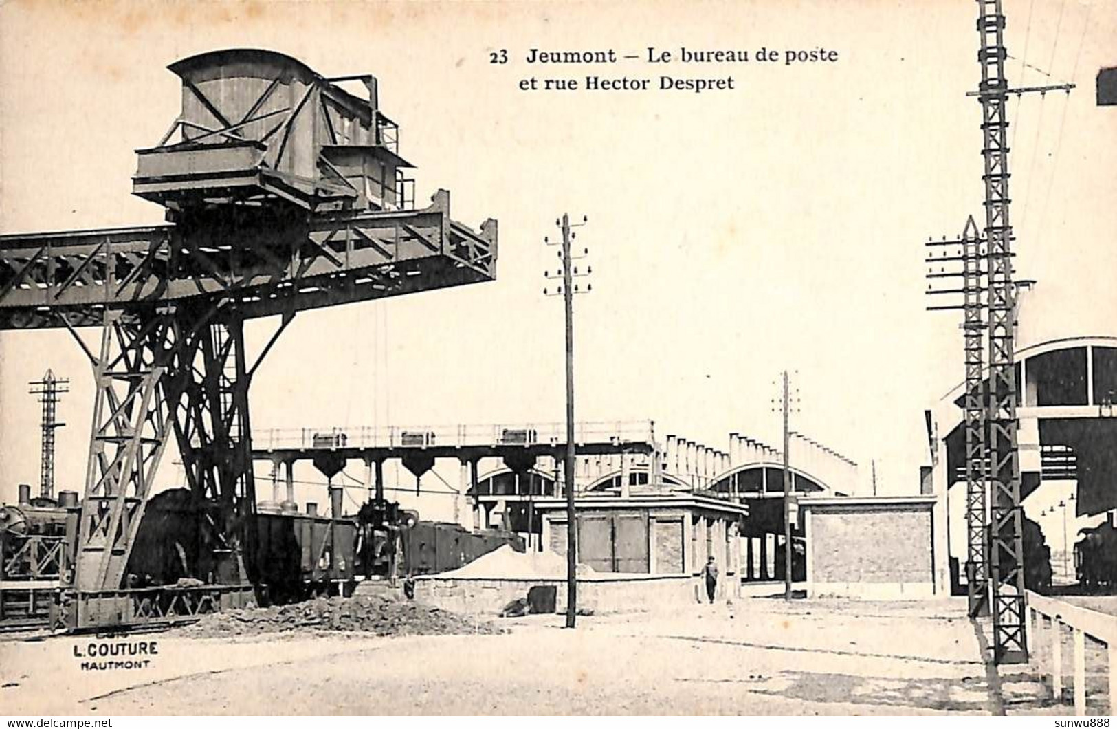 59 - Jeumont - Le Bureau De Poste Et Rue Hector Despret - Jeumont