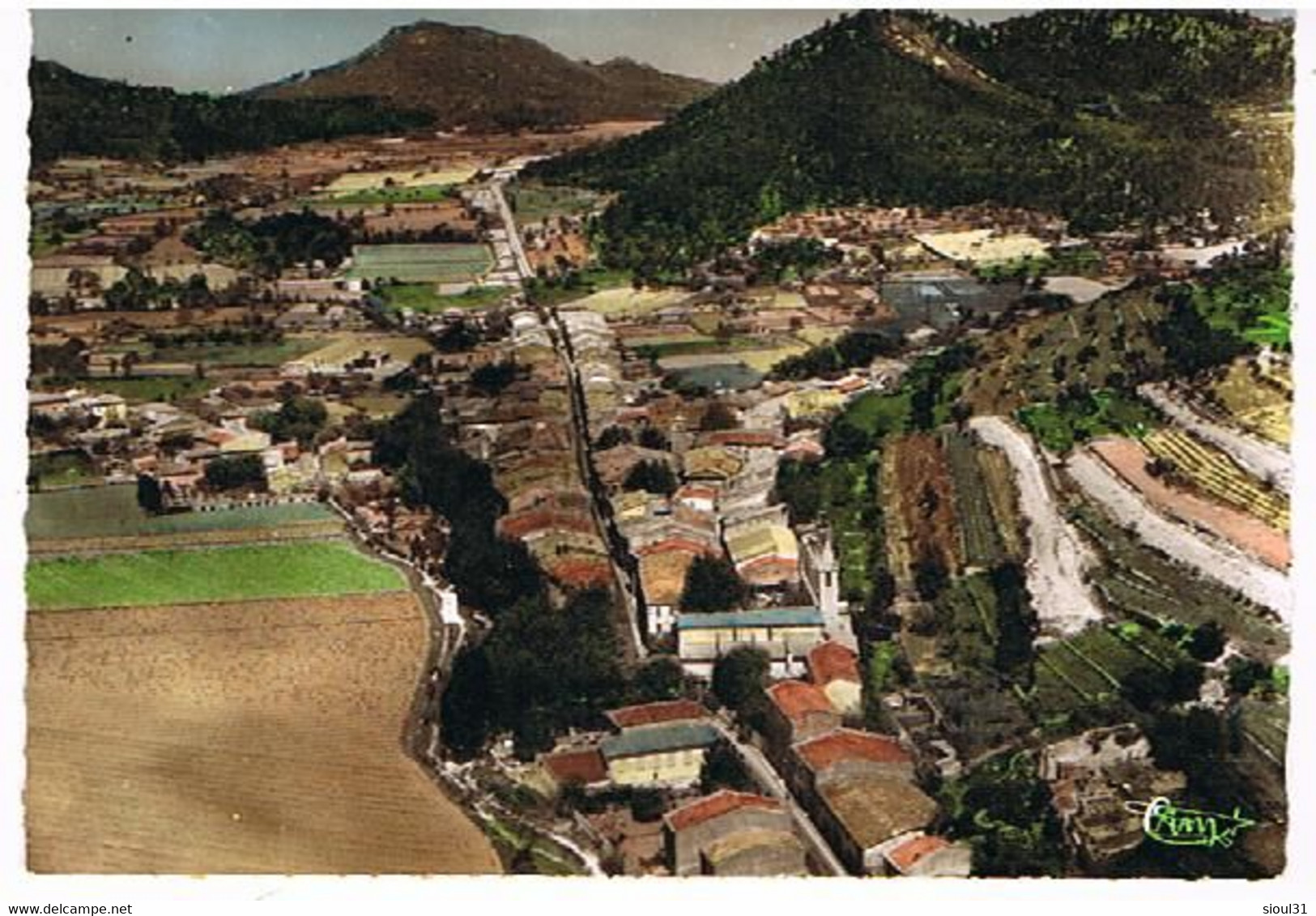 83 LA ROQUEBRUSSANNE VUE AERIENNE - La Roquebrussanne