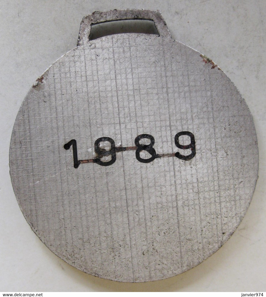Médaille En Aluminium ,Traversée Des Dentelles 1989. Gigondas. 84 Vaucluse. - Atletiek