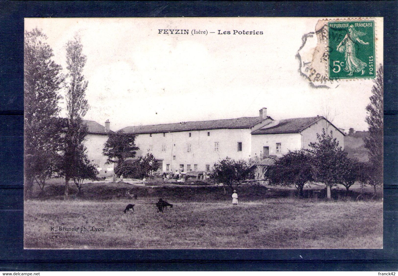 69. Feyzin. Les Poteries - Feyzin