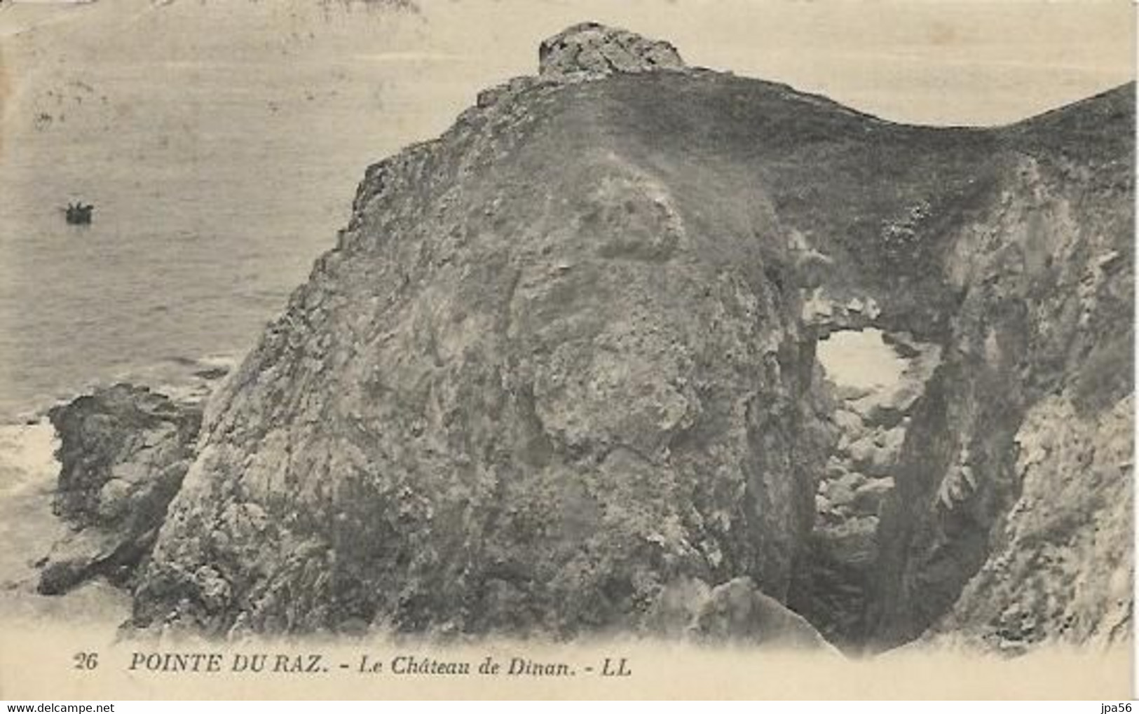 26 Pointe Du Raz Le Chateau De Dinan - Plogoff