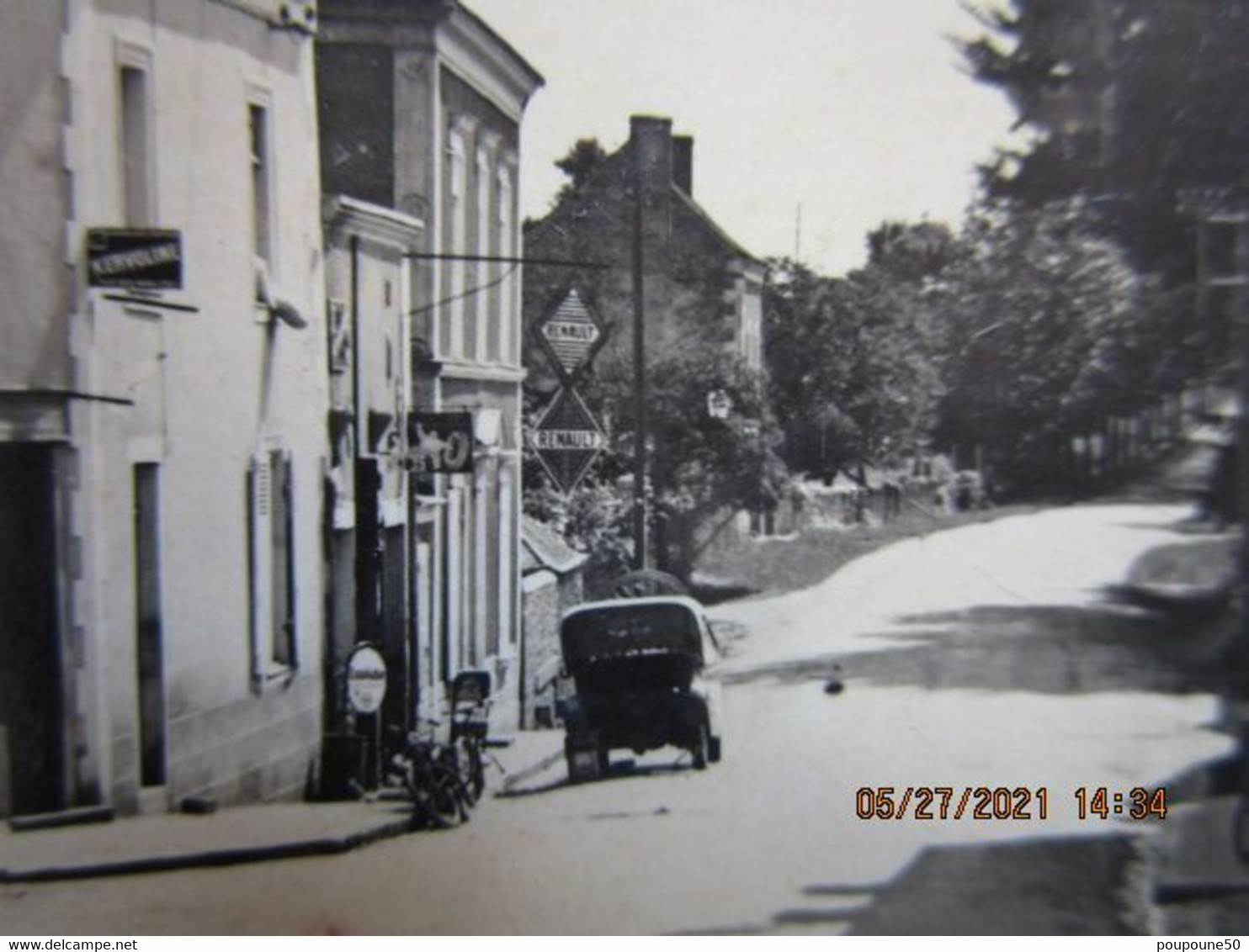 CP 53 Mayenne SAINT DENIS D'ANJOU  Prés Crez En Bouere Route D'Angers Hôtel " Loge à Pied Et à Cheval " Garage Renault - Crez En Bouere