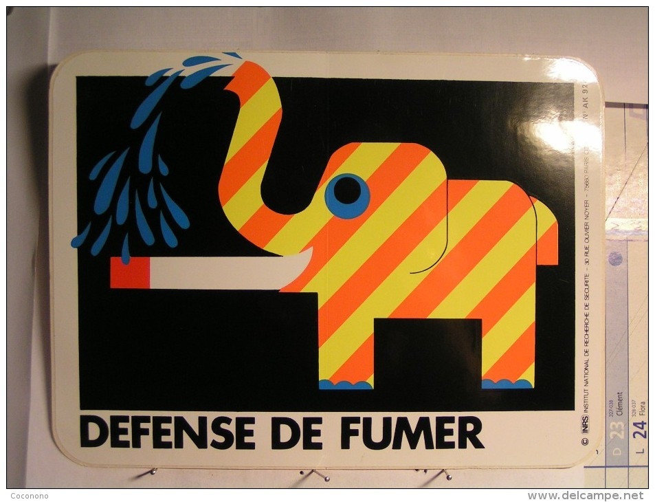 Autocollant - Défense De Fumer - 20cm X 15 Cm - Advertising Items