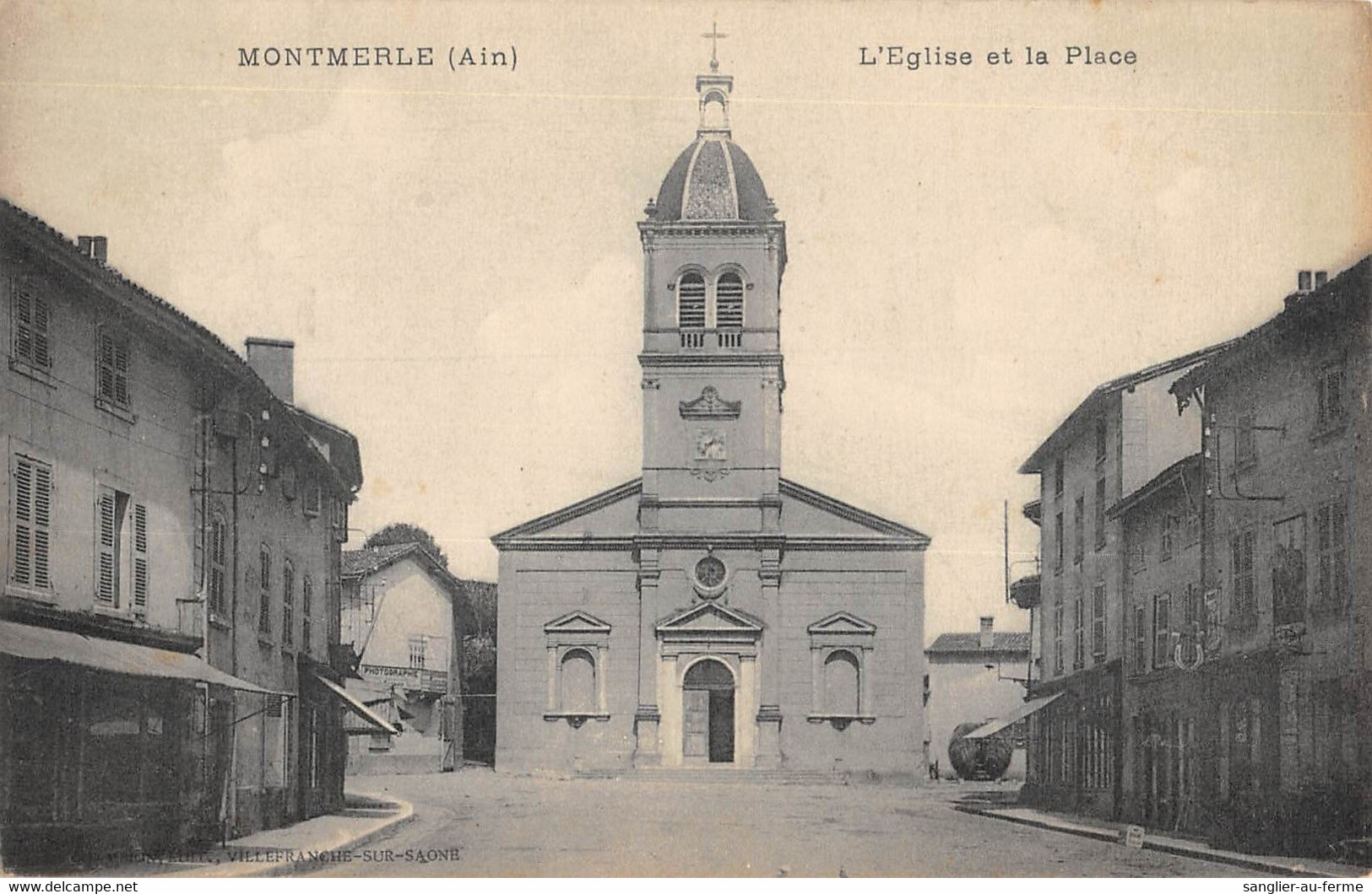 CPA 01 MONTMERLE EGLISE PLACE - Ohne Zuordnung