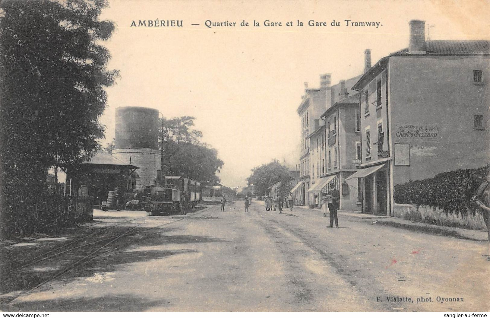 CPA 01 AMBERIEU QUARTIER DE LA GARE ET LA GARE DU TRAMWAY - Ohne Zuordnung