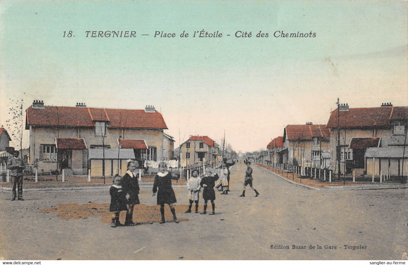 CPA 02 TERGNIER PLACE DE L'ETOILE CITE DES CHEMINOTS - Altri & Non Classificati