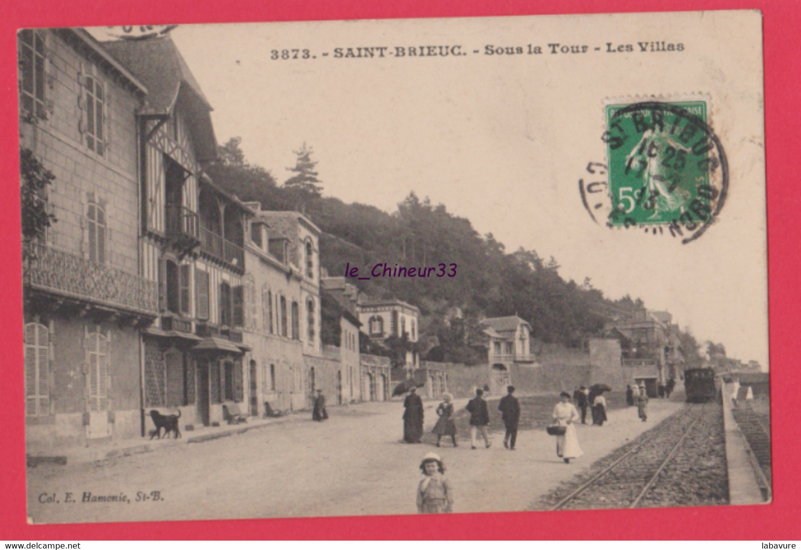 22 - SAINT BRIEUC----Sous La Tour--Les Villas---animé - Saint-Brieuc