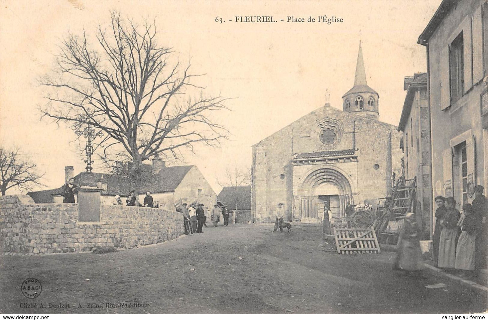 CPA 03 FLEURIEL PLACE DE L'EGLISE - Sonstige & Ohne Zuordnung