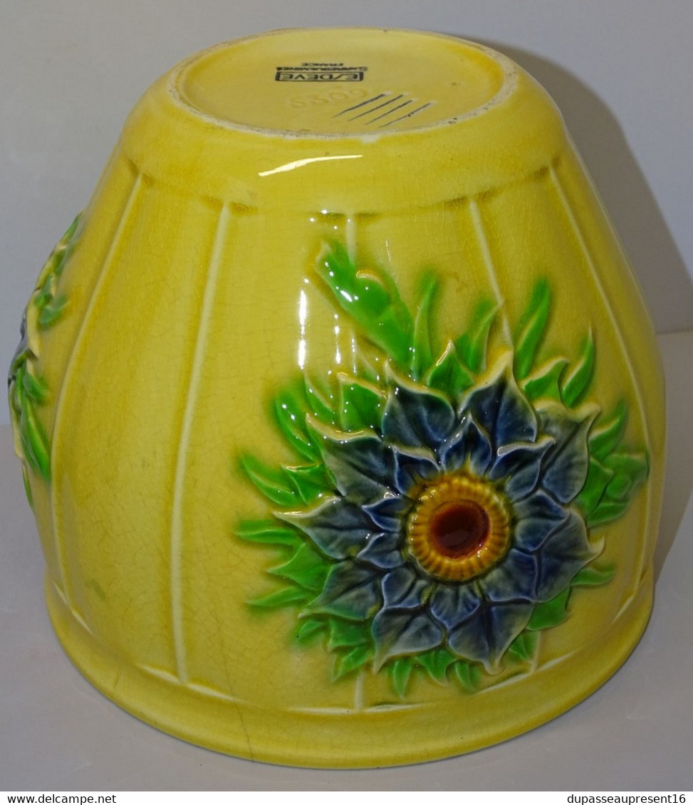 ANCIEN CACHE POT CERAMIQUE SARREGUEMINES ESDEVE N° 5309 JAUNE fleurs BLEUES & VERTES COLLECTION DECO VITRINE