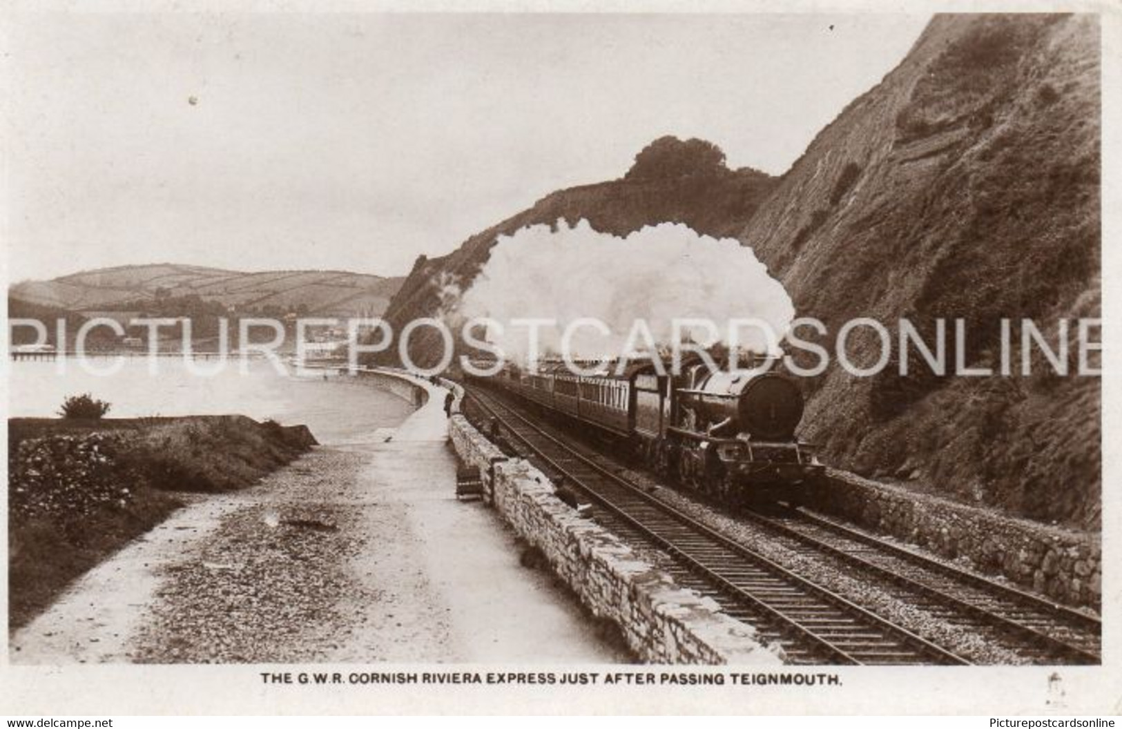 THE G.W.R. CORNISH RIVIERA EXPRESS PASSING TEIGNMOUTH OLD R/P POSTCARD DEVON - Paignton