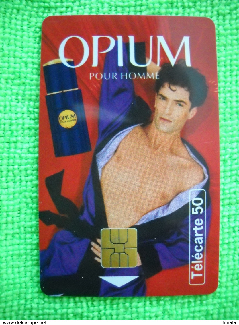 7106 Télécarte Collection  OPIUM Pour Homme Parfum Yves Saint Laurent YSL  50u  ( Recto Verso)  Carte Téléphonique - Parfum