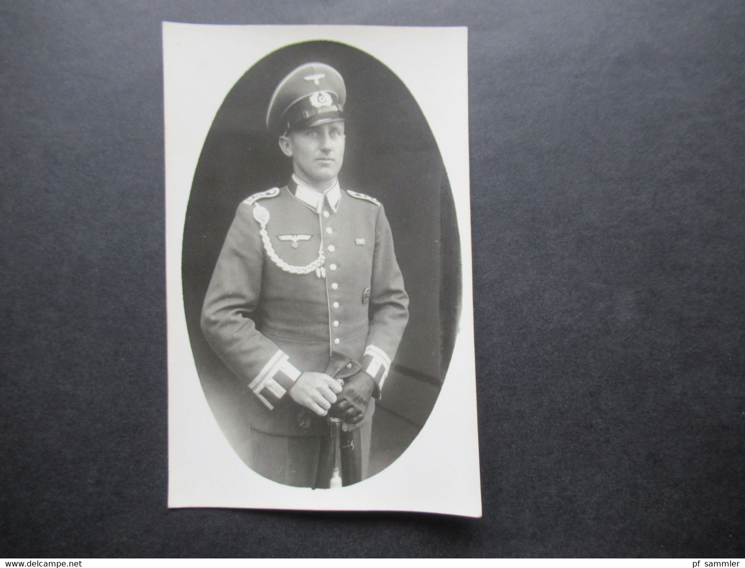 Echtfoto AK 2.WK Soldat / Hoher Militärrang Mit Abzeichen - Uniformes