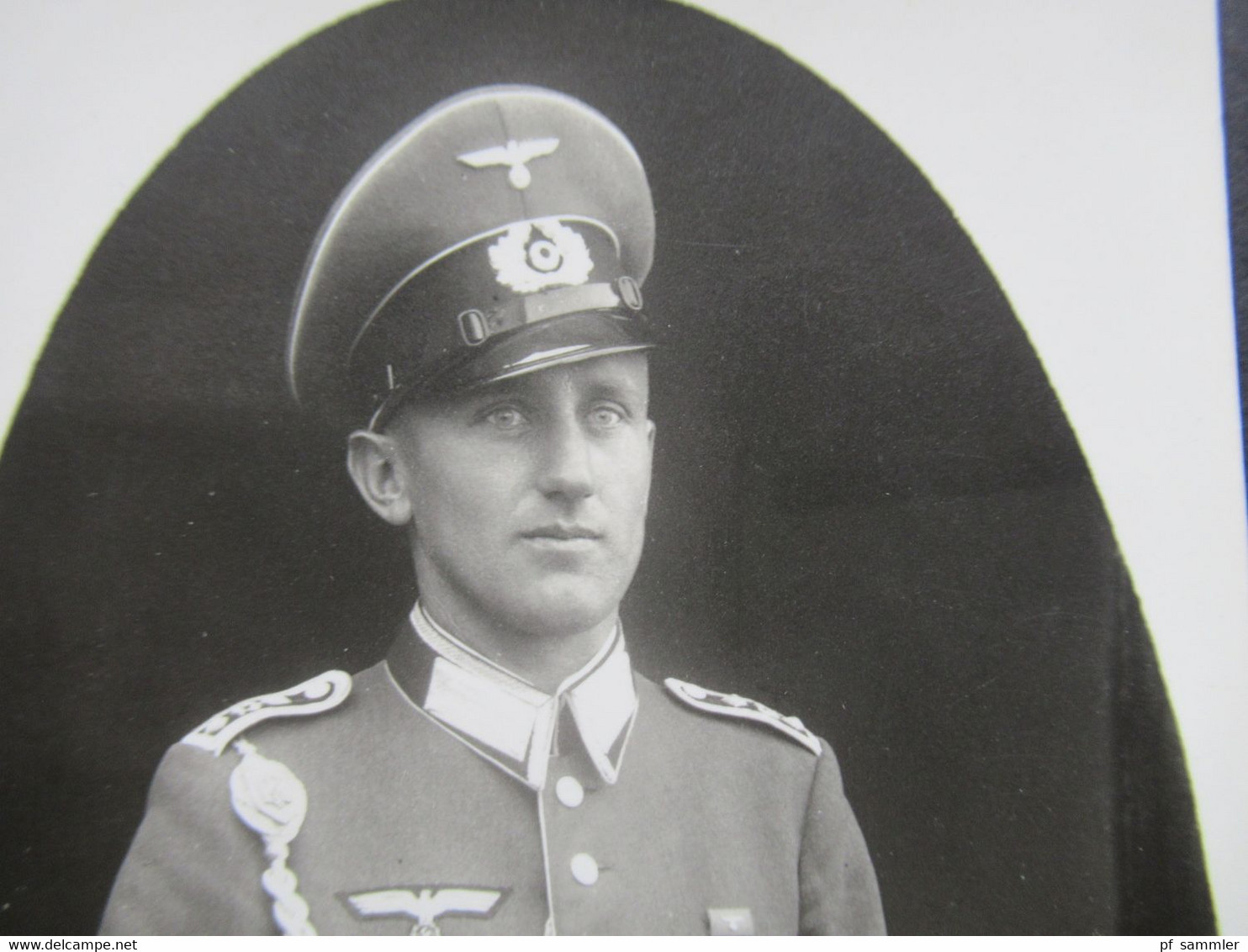 Echtfoto AK 2.WK Soldat / Hoher Militärrang Mit Abzeichen - Uniformen