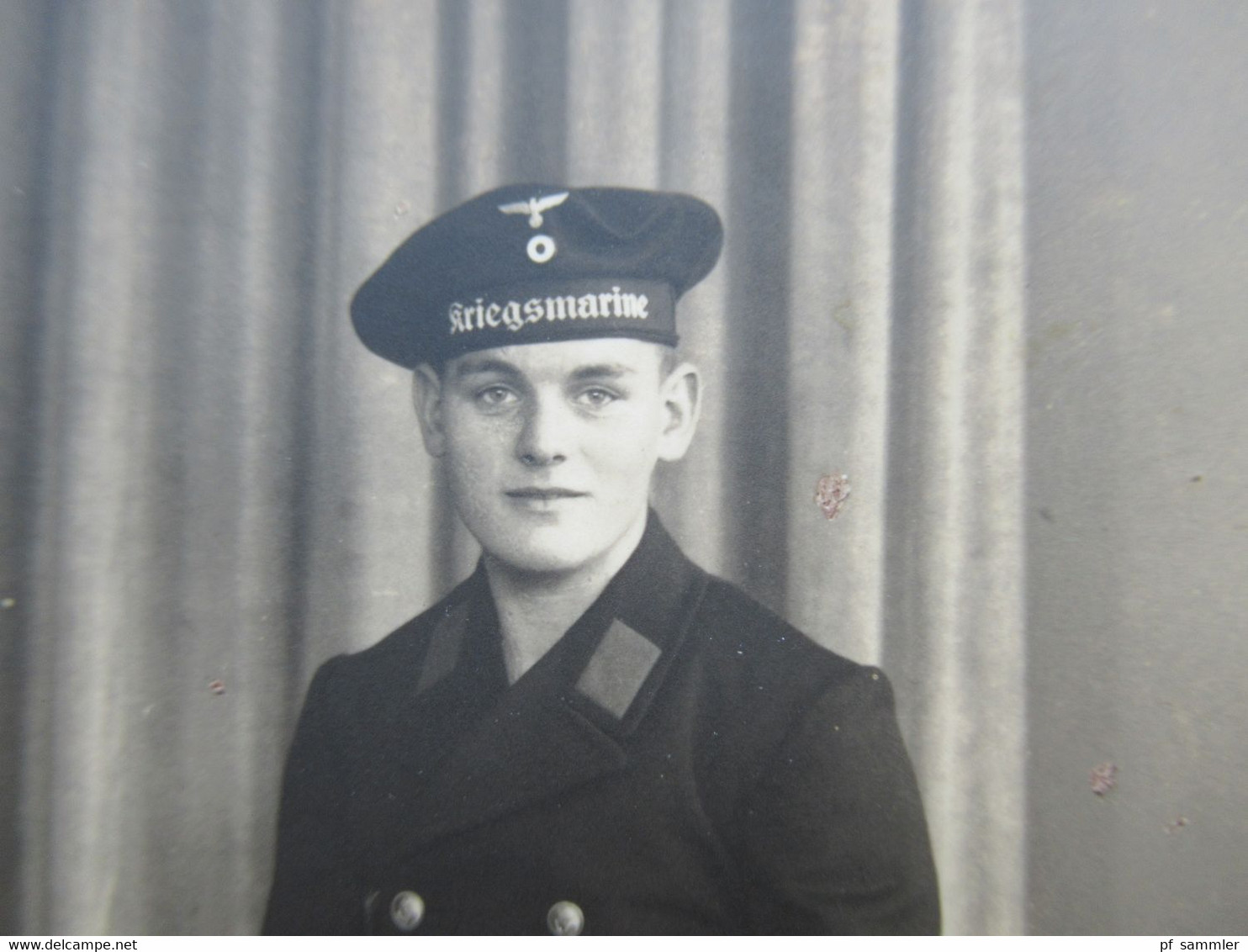 Echtfoto AK 2.WK Soldat / Junger Matrose Der Kriegsmarine In Uniform Mit Handschuhen Kriegsweihnachten 1940 - Uniformi