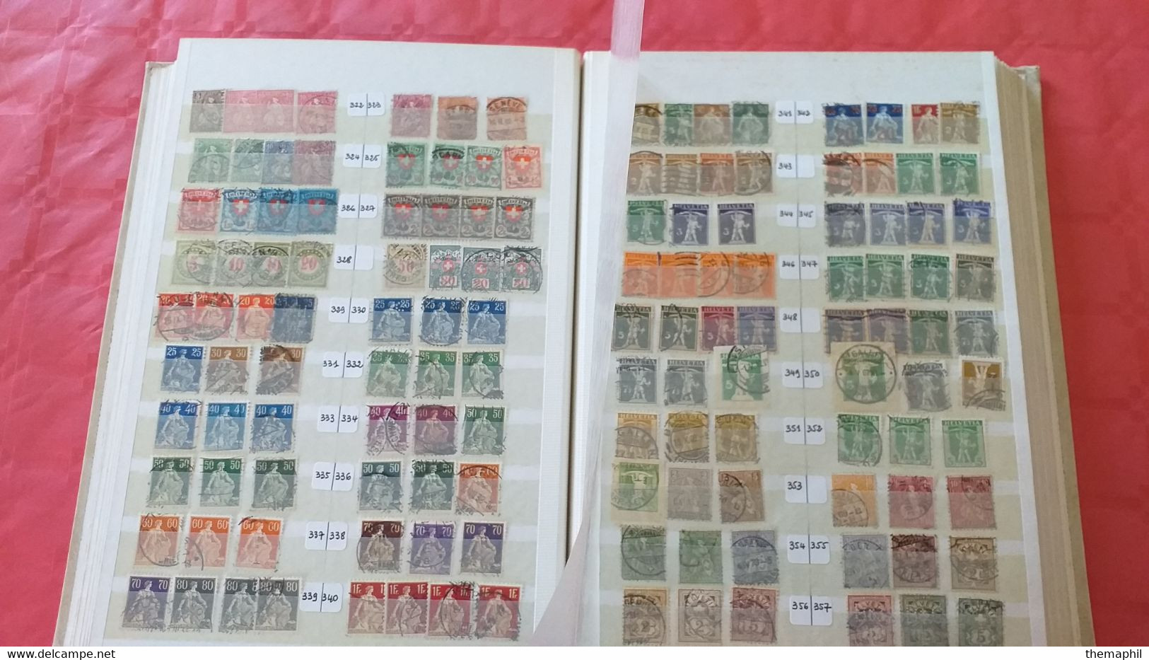 lot n° TH 510 SUISSE importante collection dans un gros classeur neufs xx / x et obl