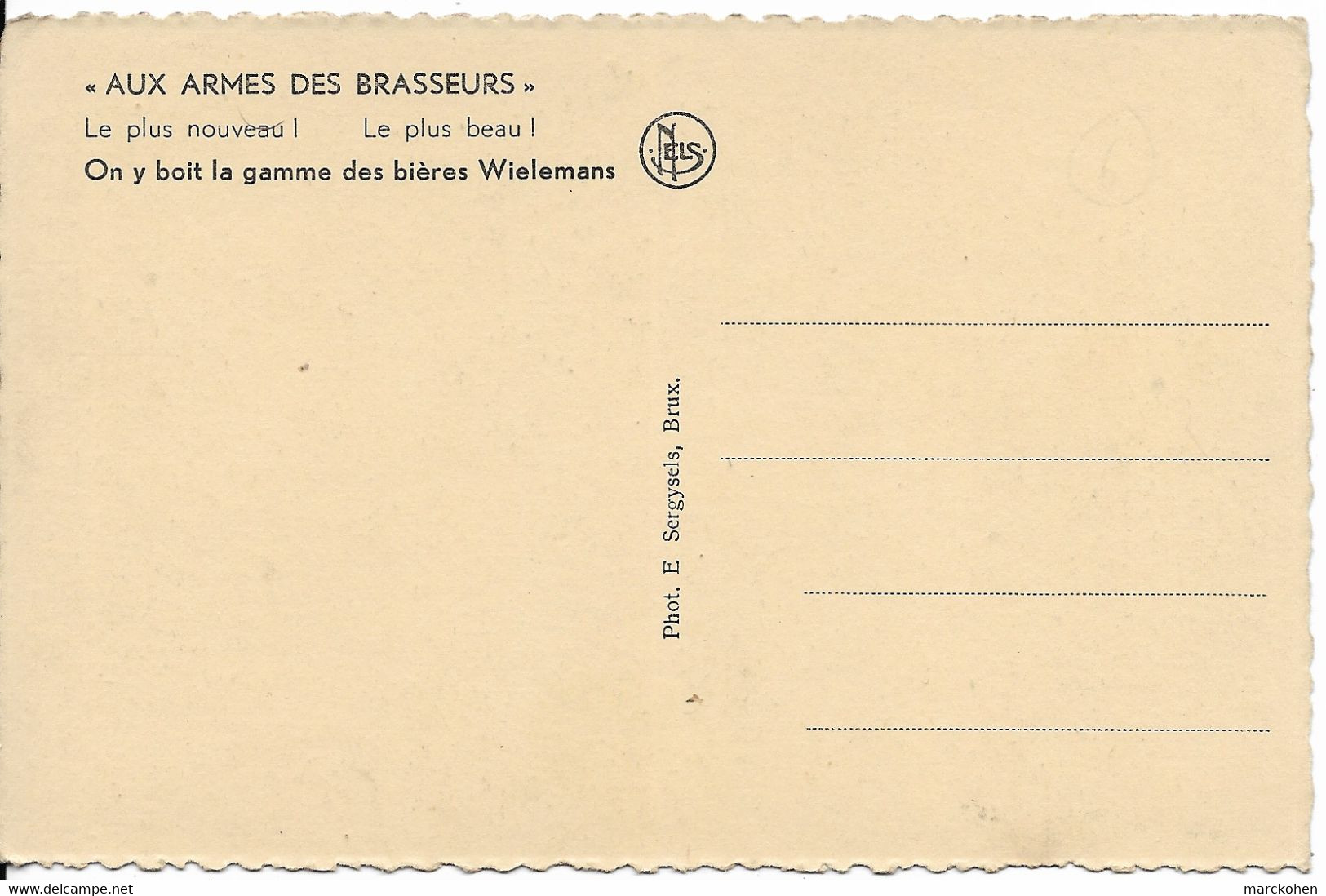 BRUXELLES (1000) - Boissons : "Aux Armes Des Brasseurs", Bvd Anspach 56-58, On Boit La Gamme Des Bières Wielemans. CPSM. - Cafés, Hôtels, Restaurants