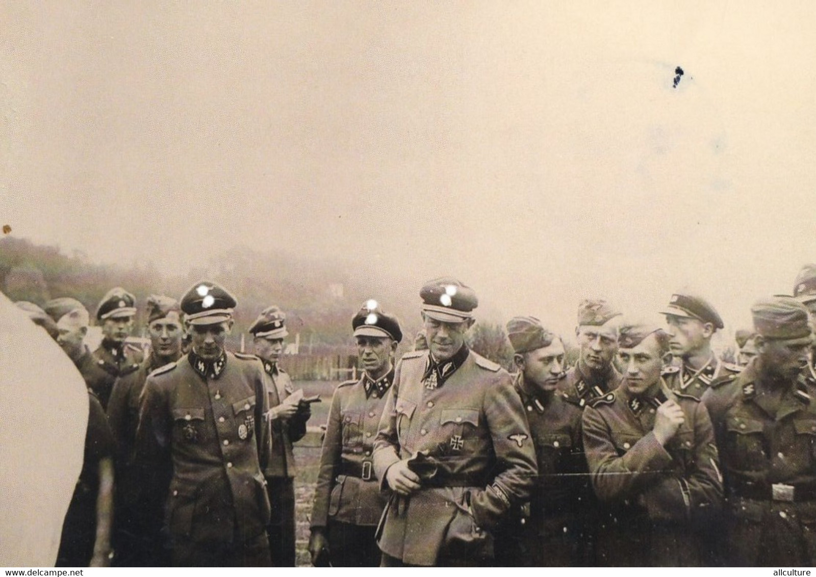 A7138 - OFFICERS FROM SS PANZERGRENADIER DIVISION " DAS REICH " NAZI GERMAN SOLDIER - Weltkrieg 1939-45