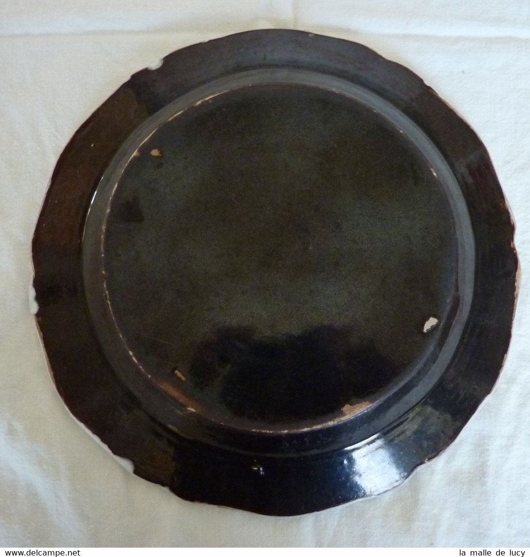 Plat Ancien 28 Cm Cul Noir Céramique Forges Les Eaux 18ème - Schalen Und Tabletts