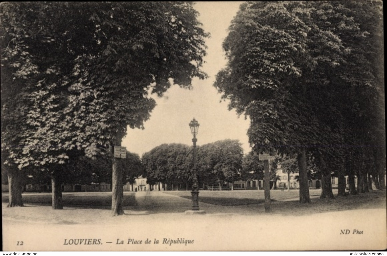 CPA Louviers Eure, Place De La République - Otros & Sin Clasificación