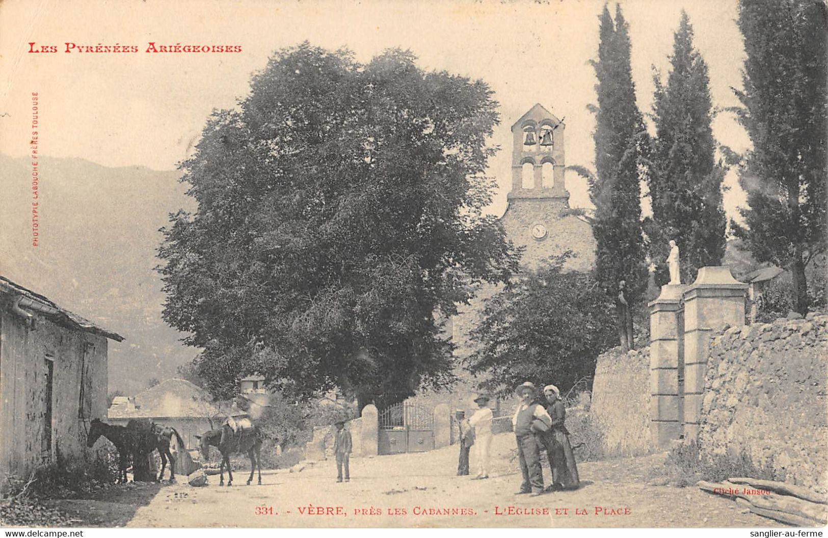 CPA 09 VEBRE PRES LES CABANNES EGLISE ET PLACE - Altri & Non Classificati