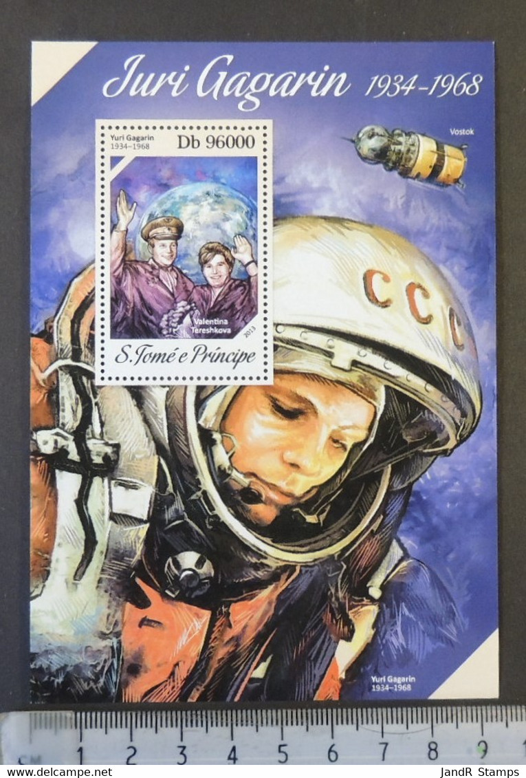 St Thomas 2013 Yuri Gagarin Space Russia Soviet Tereshkova Women Vostok S/sheet Mnh - Feuilles Complètes Et Multiples