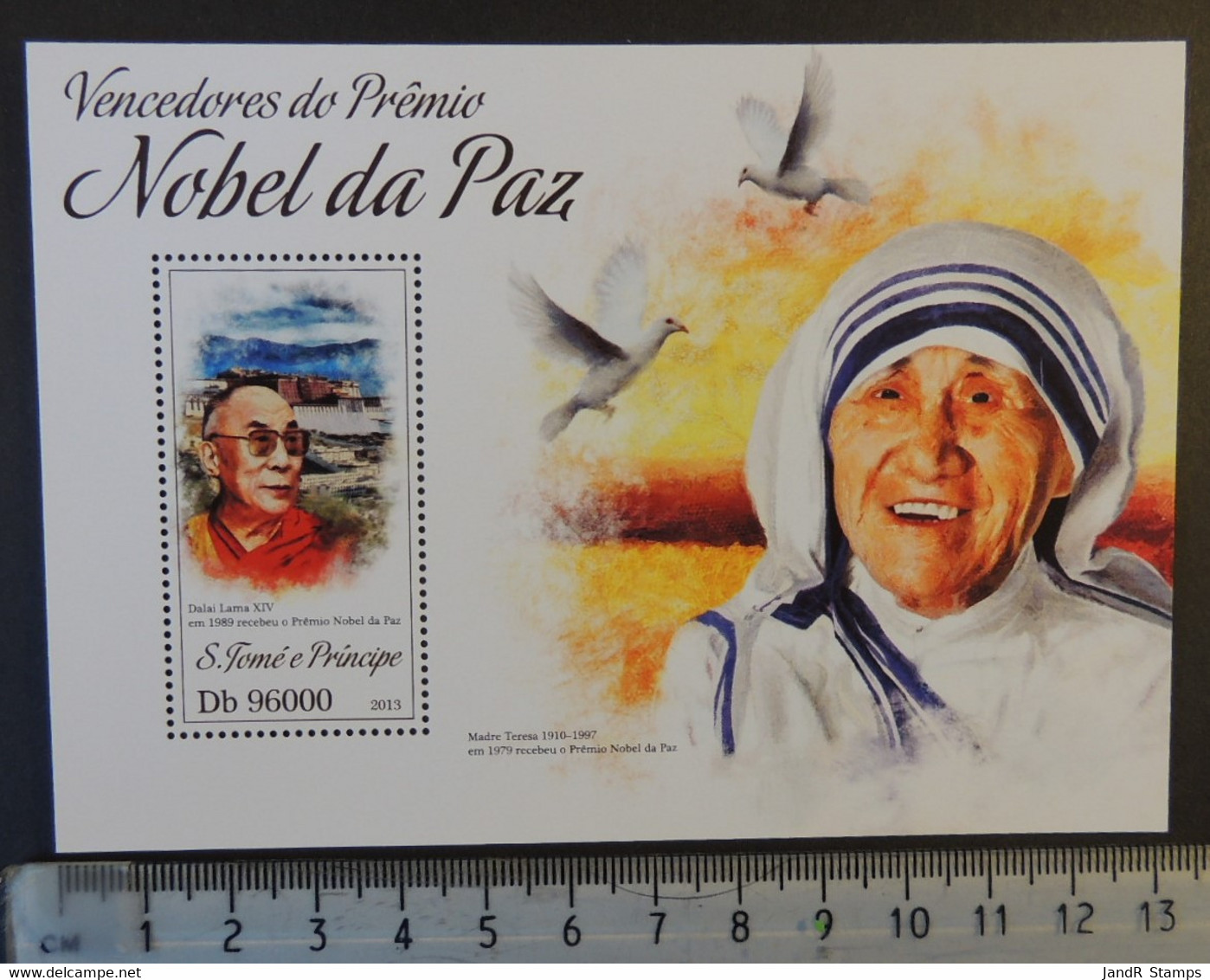 St Thomas 2013 Nobel Peace Prize Mother Teresa Religion Buddhism Dalai Lama Birds S/sheet Mnh - Feuilles Complètes Et Multiples