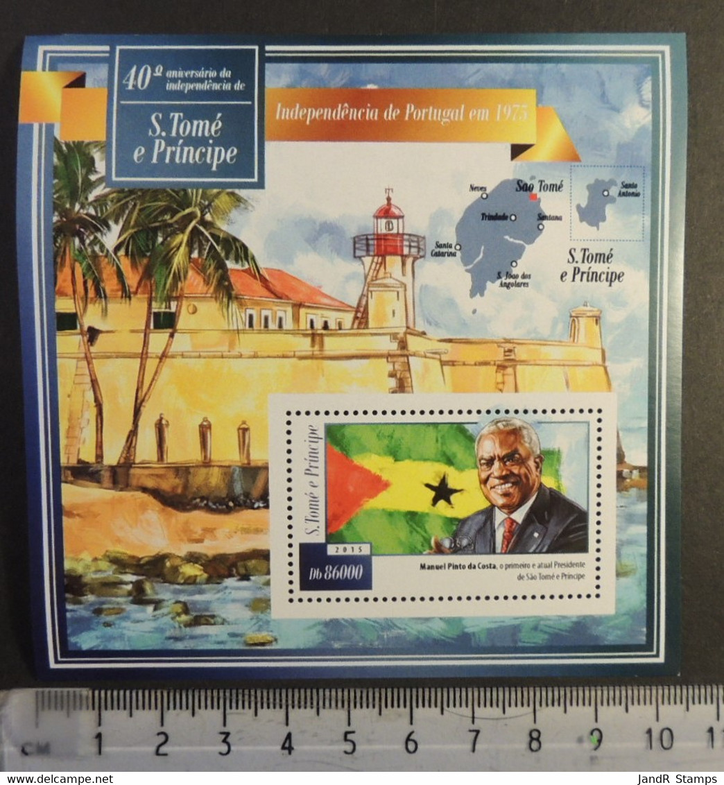 St Thomas 2015 Independence Manual Pinto De Costa Forts Maps S/sheet Mnh - Feuilles Complètes Et Multiples