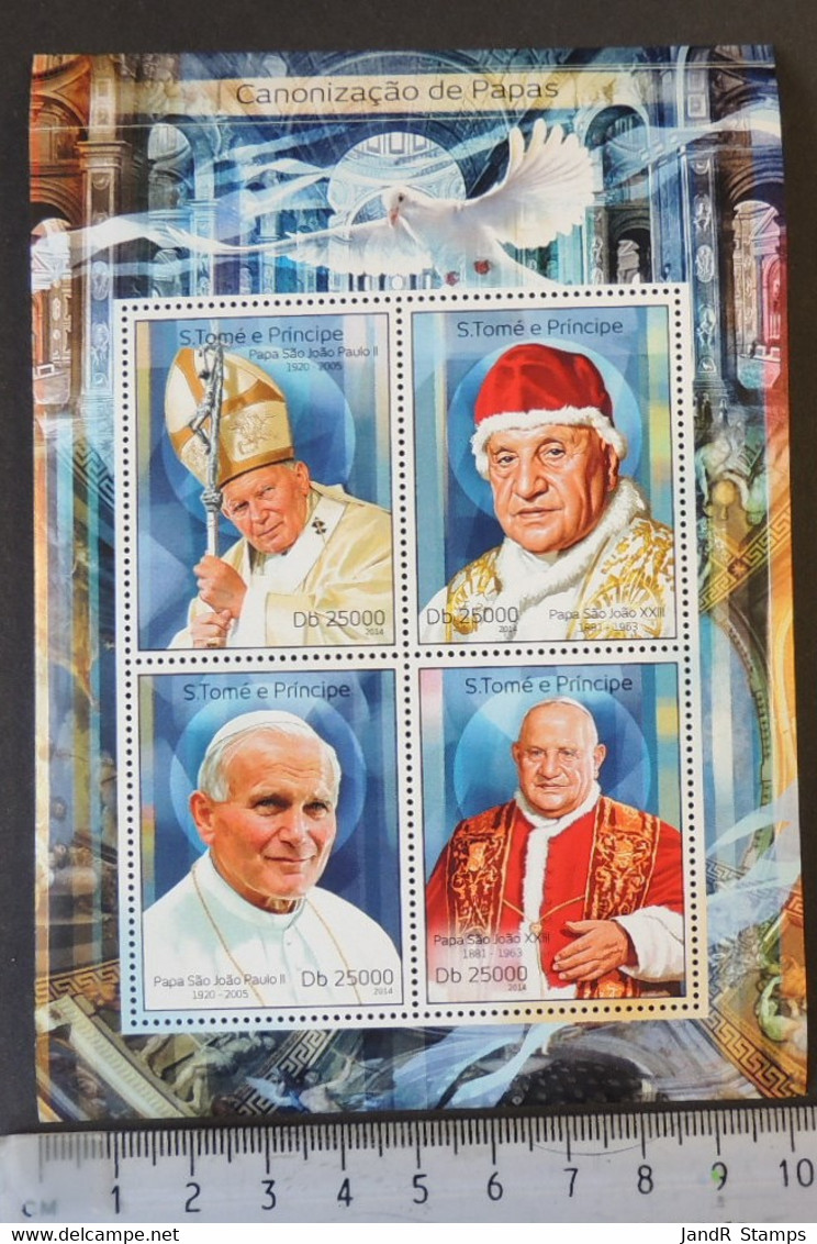 St Thomas 2014 Canonisation Pope John Paul Ii John Xxiii Religion Birds Doves M/sheet Mnh - Full Sheets & Multiples